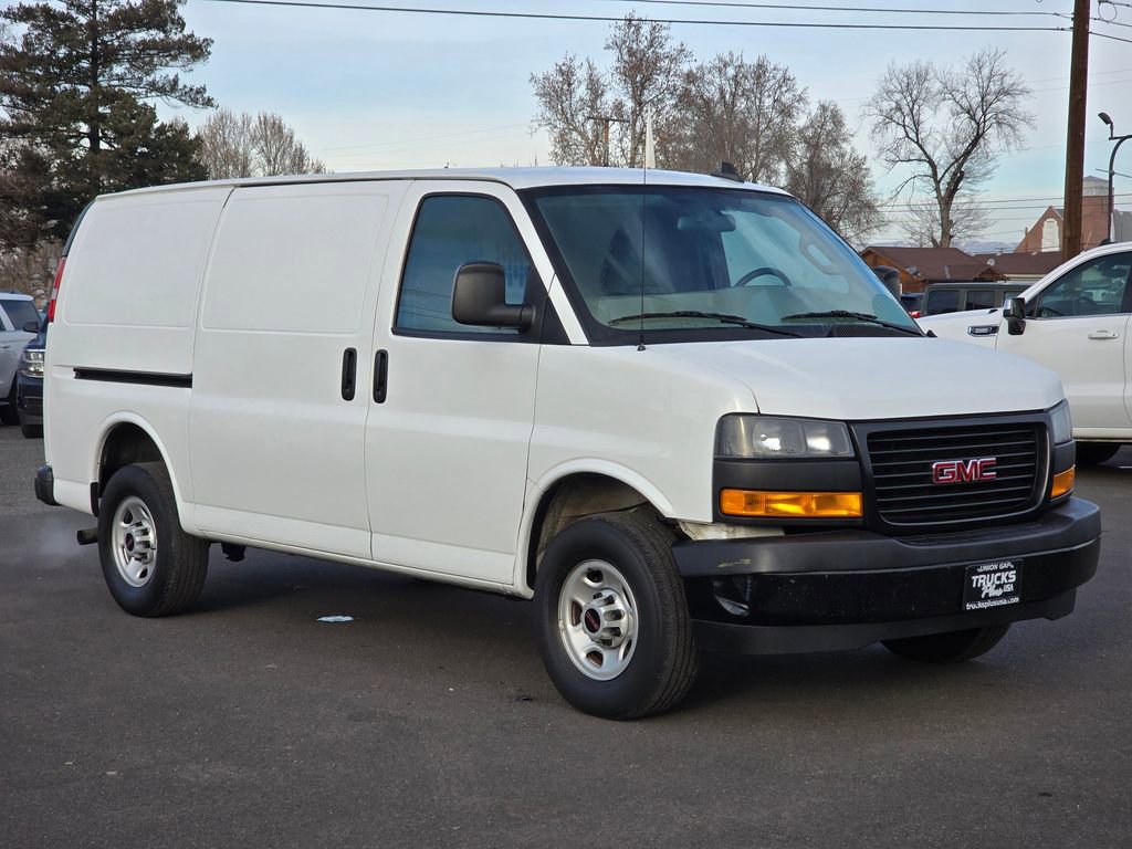 Used 2023 GMC Savana 3500 w/ Driver Convenience Package image 7