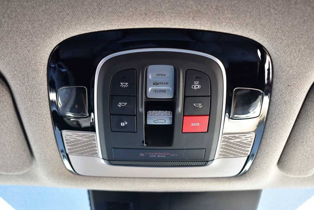 Used 2023 Hyundai Palisade Limited FWD image 48