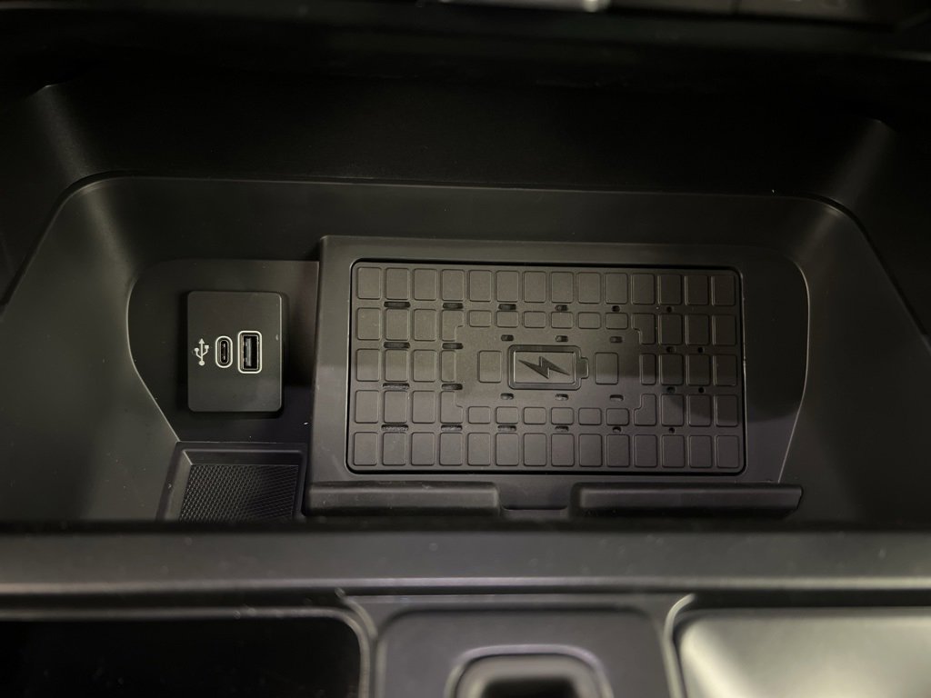 New 2025 Ford F150 XLT w/ Equipment Group 303A High image 15