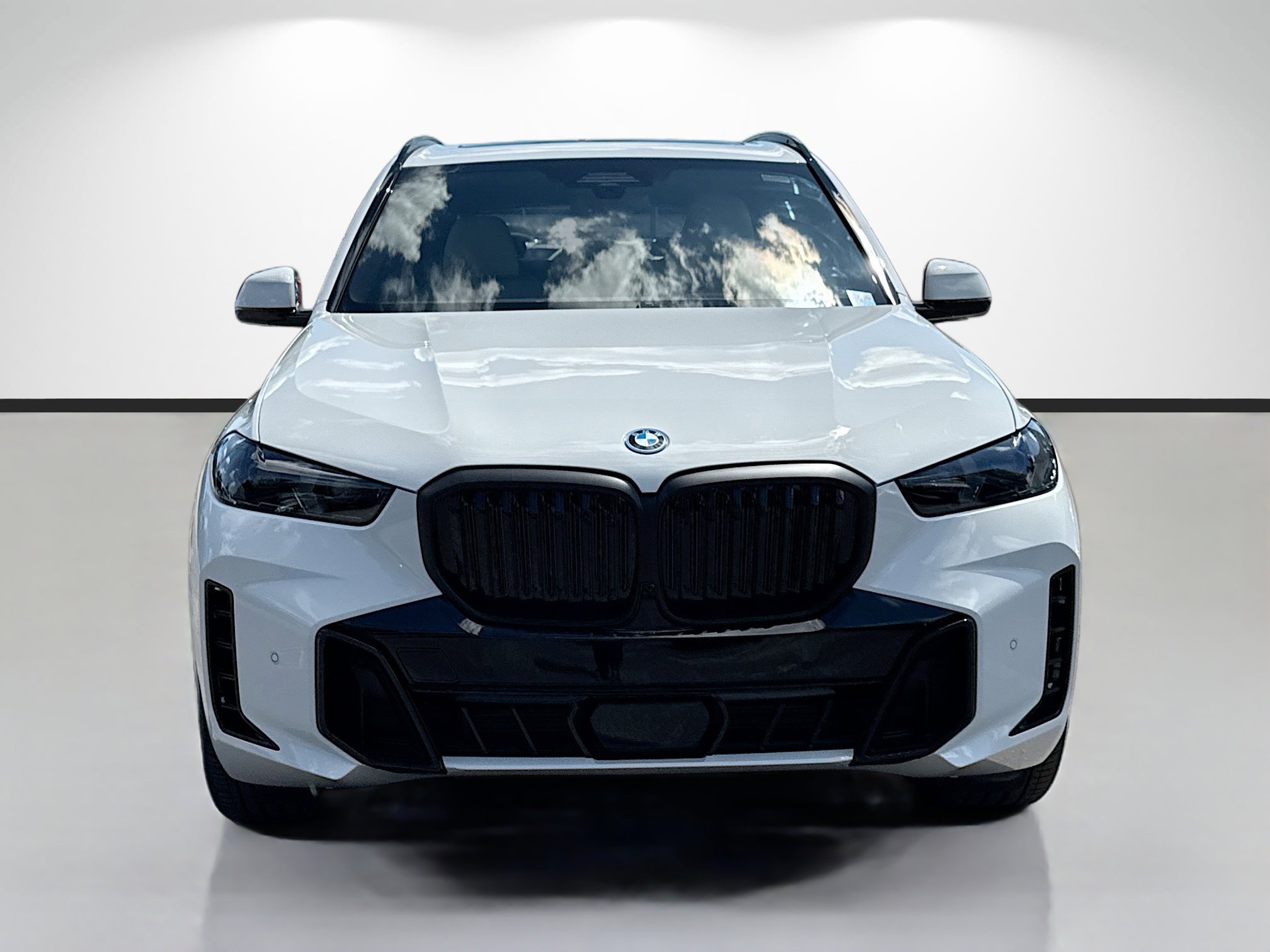 New 2026 BMW X5 xDrive50e w/ Executive Package AWD/4WD image 8