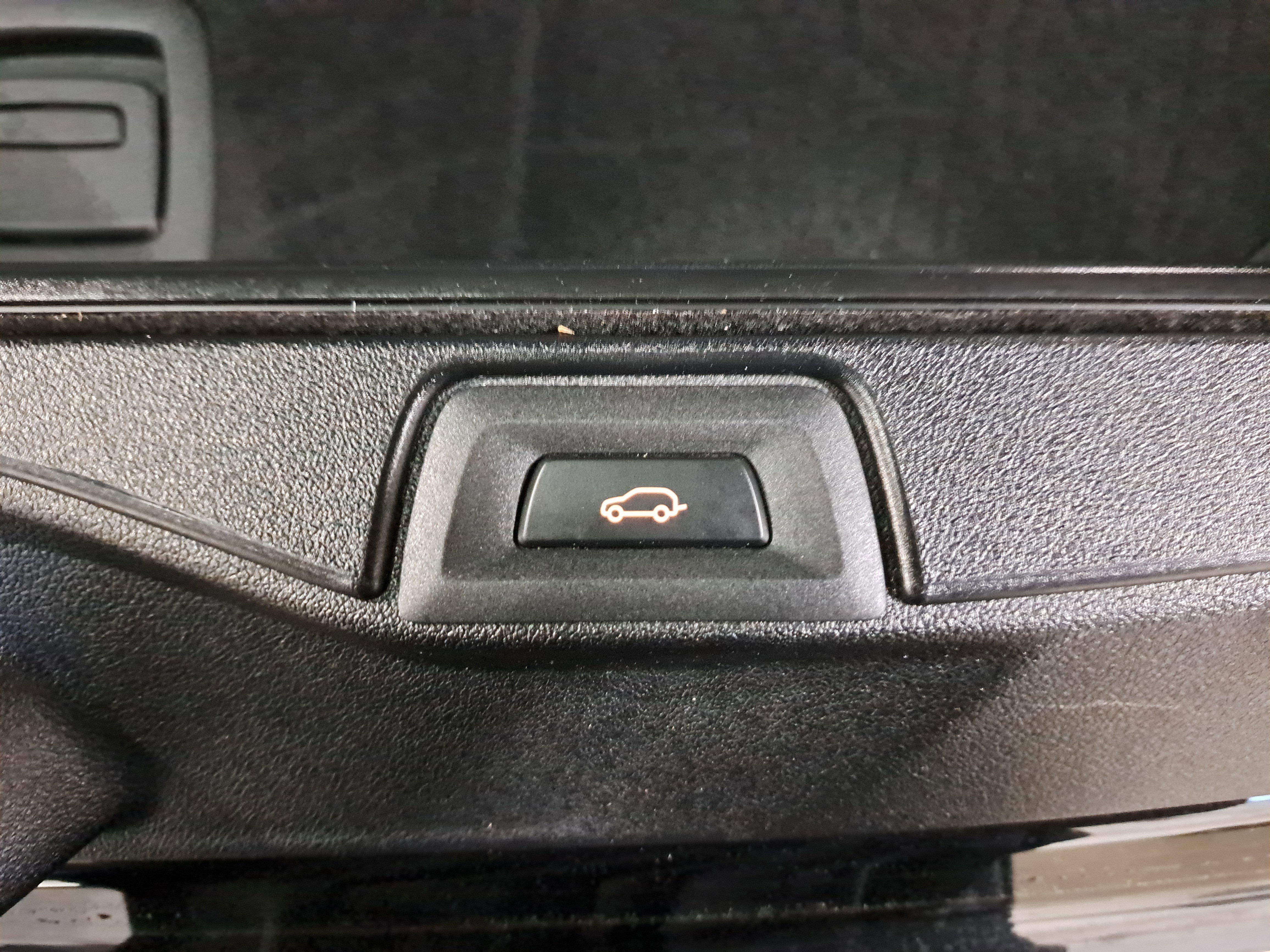 Certified 2023 BMW X5 sDrive40i w/ Premium Package image 14