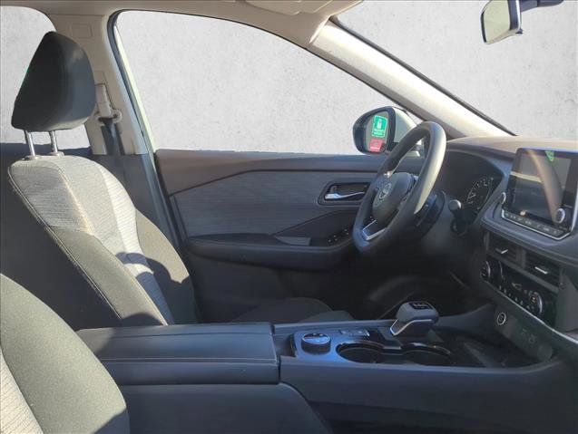 Used 2023 Nissan Rogue SV image 19