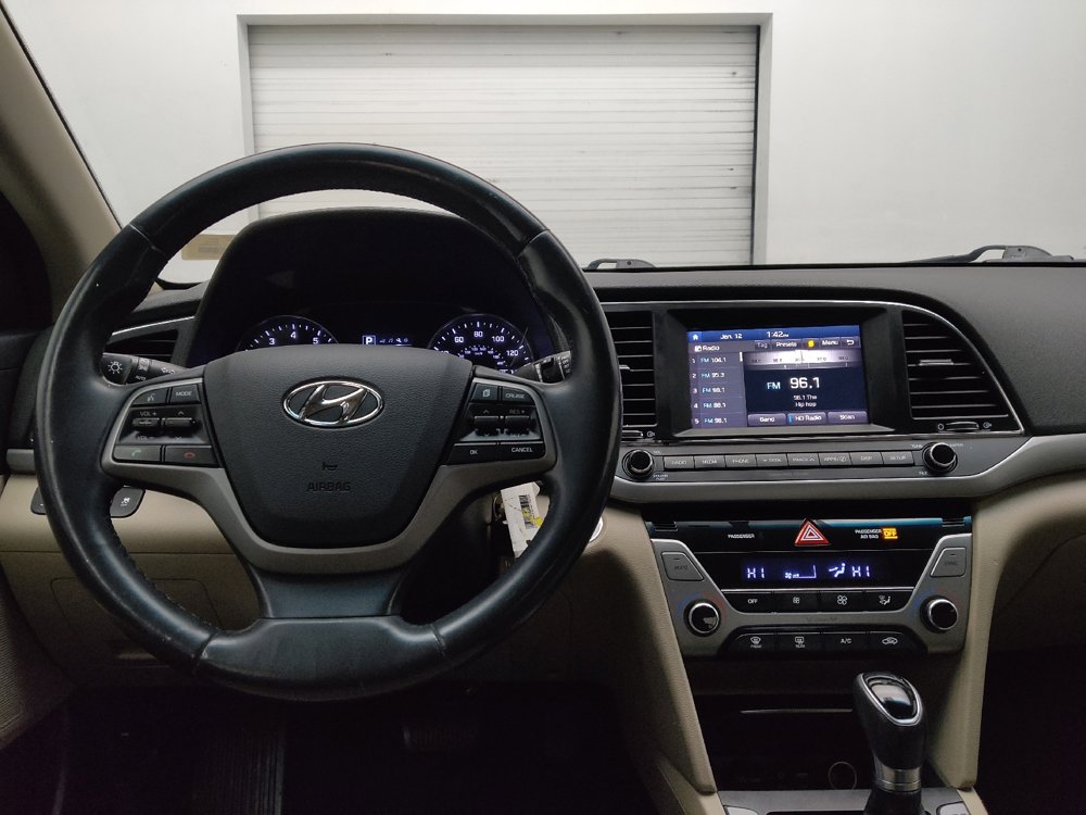 Used 2017 Hyundai Elantra Value Edition image 22