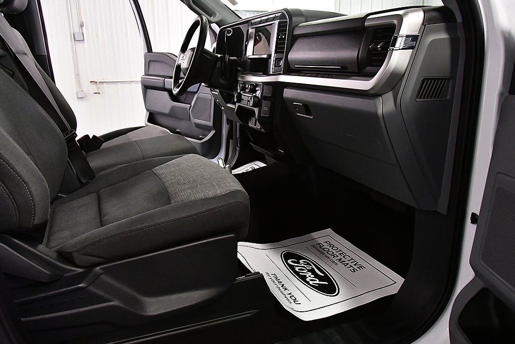 Used 2024 Ford F350 XLT image 31