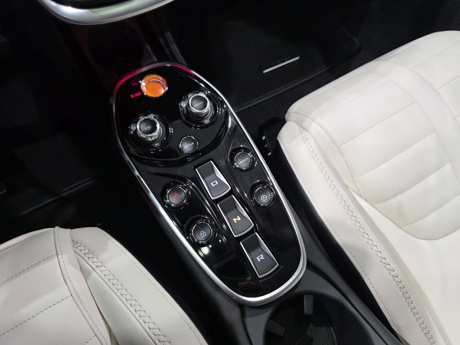 New 2026 McLaren GTS RWD image 13