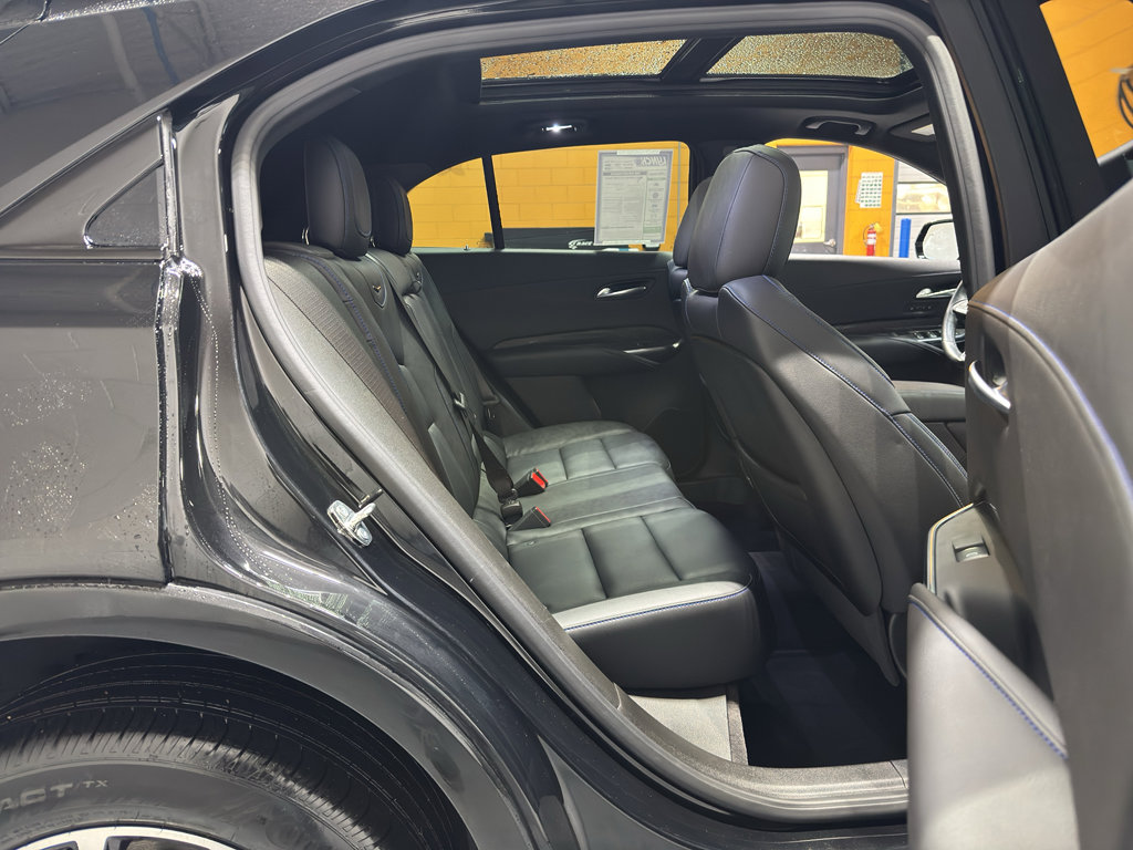 Used 2024 Cadillac XT4 Sport image 21