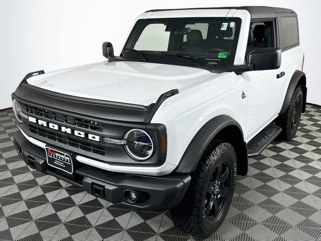 Used 2024 Ford Bronco Black Diamond AWD/4WD image 3