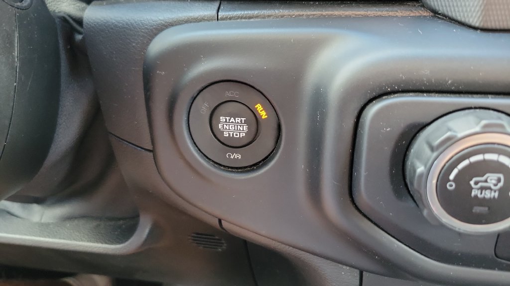 Used 2021 Jeep Wrangler Sport AWD/4WD image 26