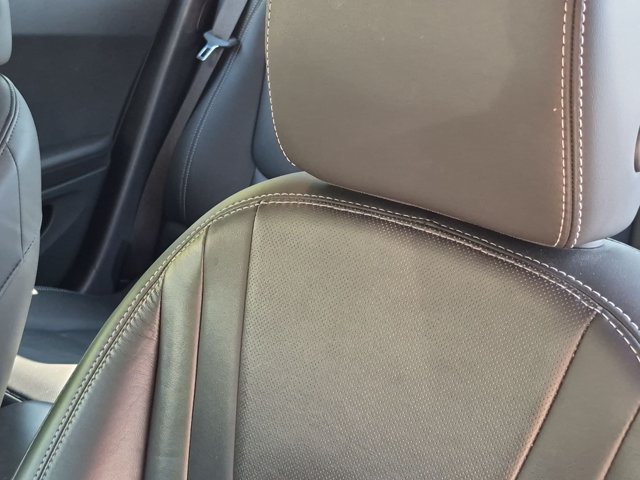 Used 2011 Chevrolet Volt Premium w/ Premium Trim Package FWD image 12
