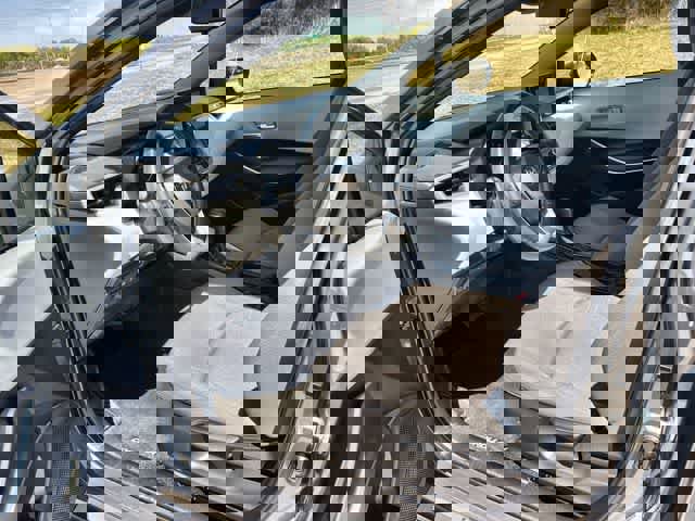 Used 2024 Toyota Corolla SE image 3