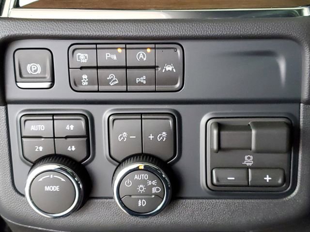 New 2026 Chevrolet Tahoe High Country w/ Sun And Tow Package image 36