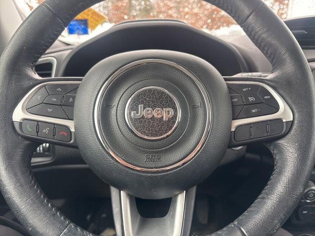 Used 2020 Jeep Renegade Latitude w/ Cold Weather Group image 2