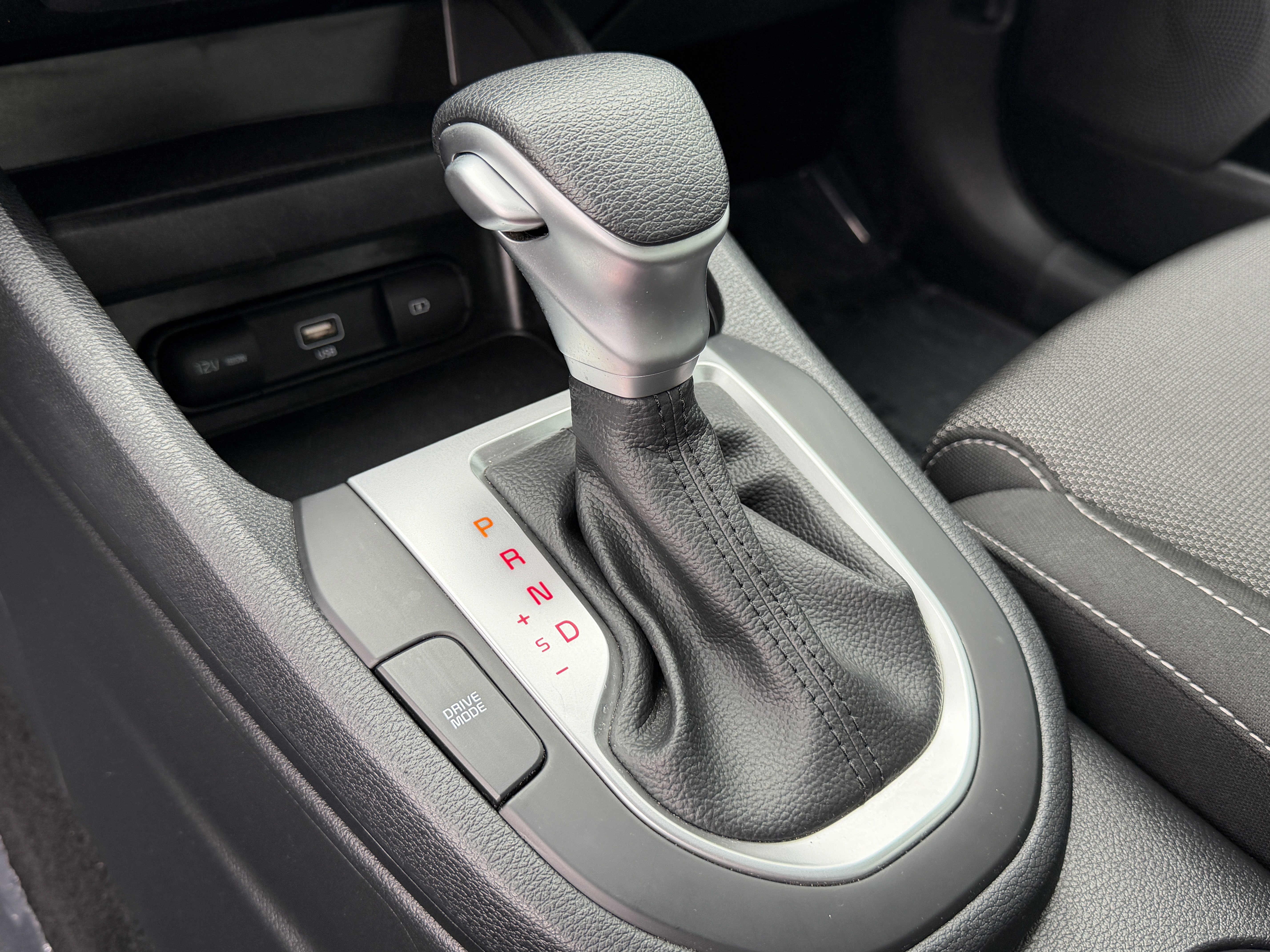 Certified 2024 Kia Forte LXS w/ LXS Technology Package FWD image 21
