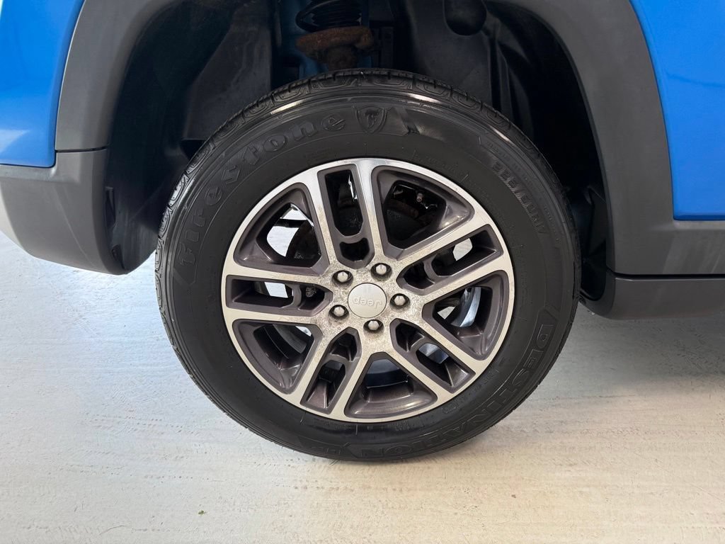 Used 2018 Jeep Compass Latitude w/ Popular Equipment Group AWD/4WD image 34