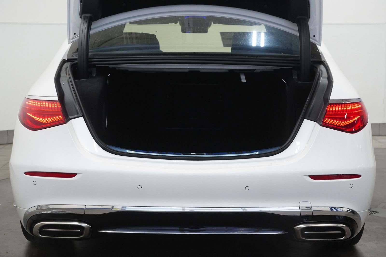 New 2026 Mercedes-Benz Maybach S 580 4MATIC image 35