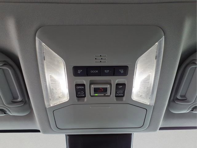 Used 2022 Toyota RAV4 XLE w/ Convenience Package image 21