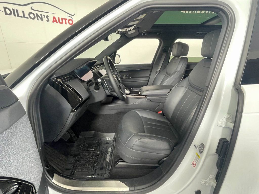Used 2023 Land Rover Range Rover Sport SE image 14