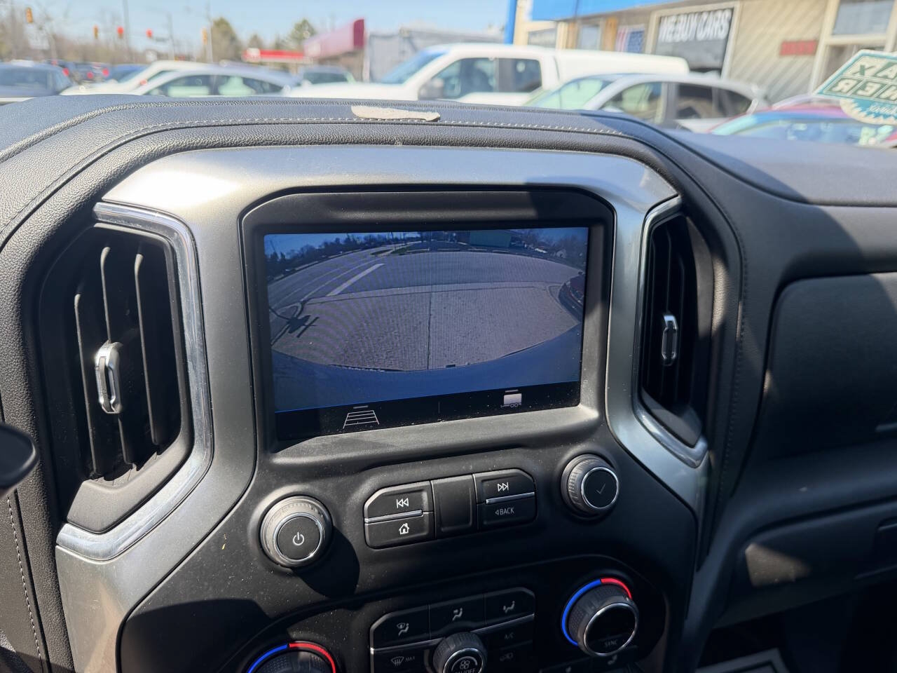 Used 2021 Chevrolet Silverado 1500 LT w/ Safety Package II AWD/4WD image 21