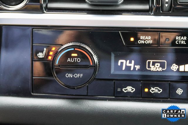 Used 2025 Nissan Pathfinder SV image 27