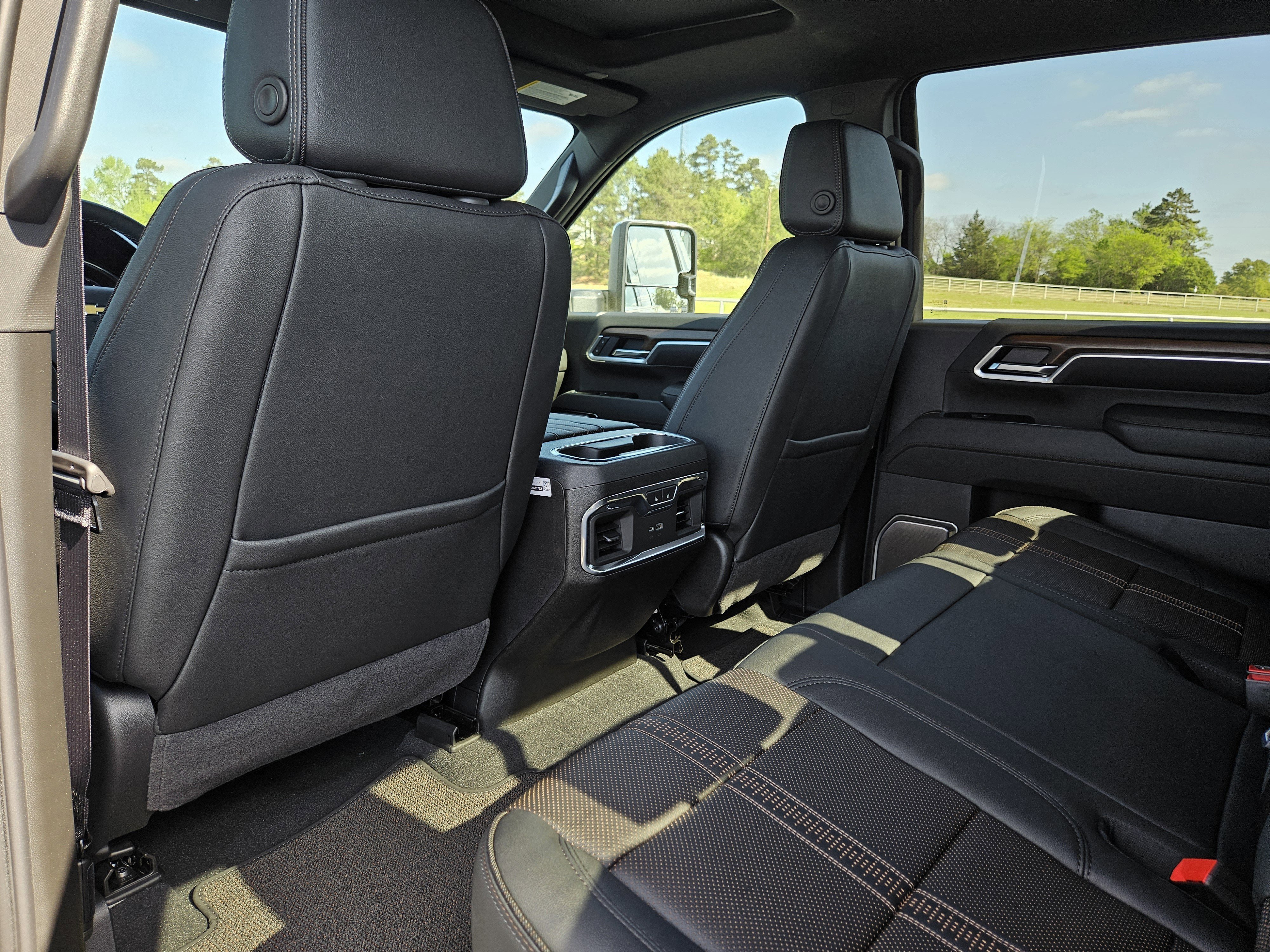 New 2026 Chevrolet Silverado 3500 High Country w/ Technology Package AWD/4WD image 25