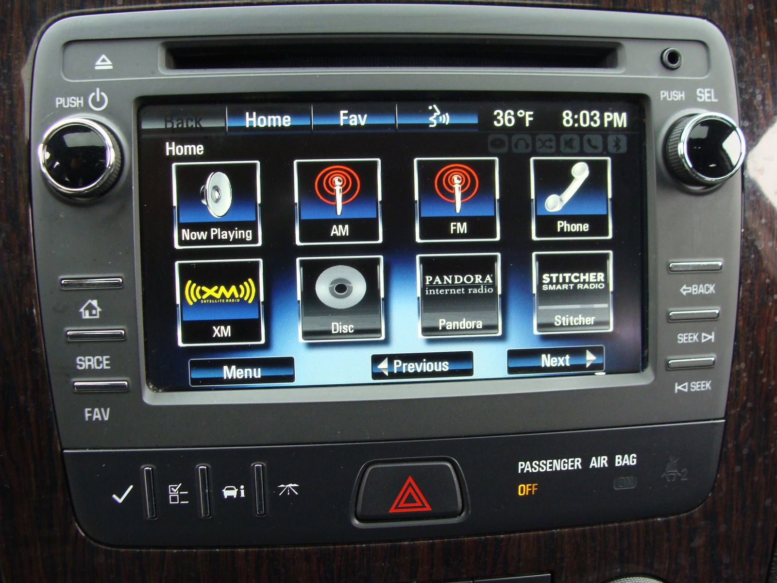 Used 2017 Chevrolet Traverse LT w/ Style and Technology Package image 14