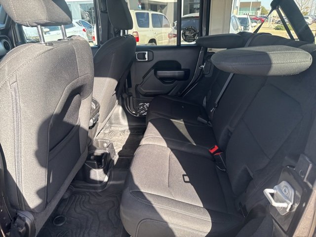 Used 2021 Jeep Wrangler Unlimited Sport image 15