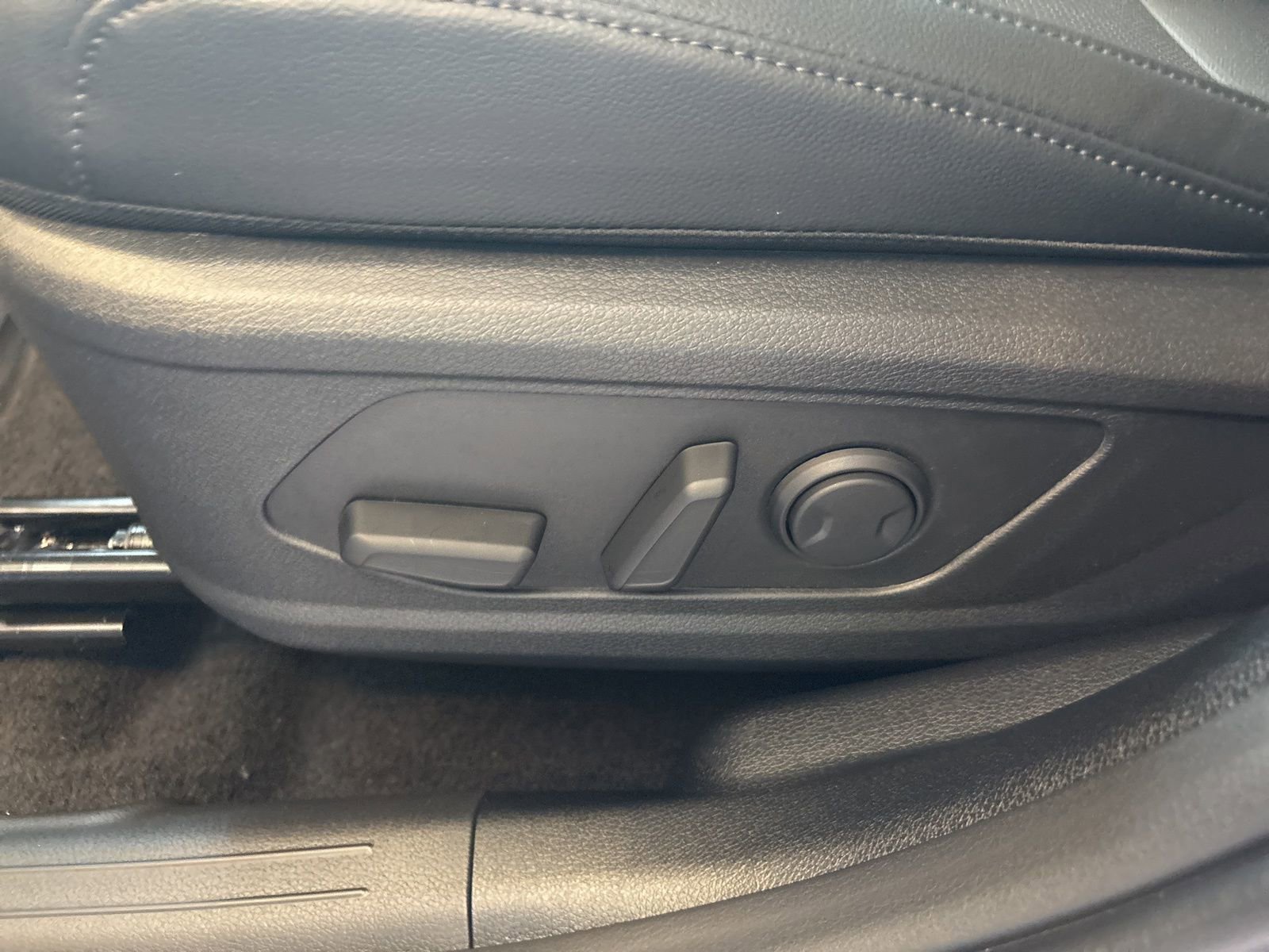 New 2026 Kia Sportage SX image 17