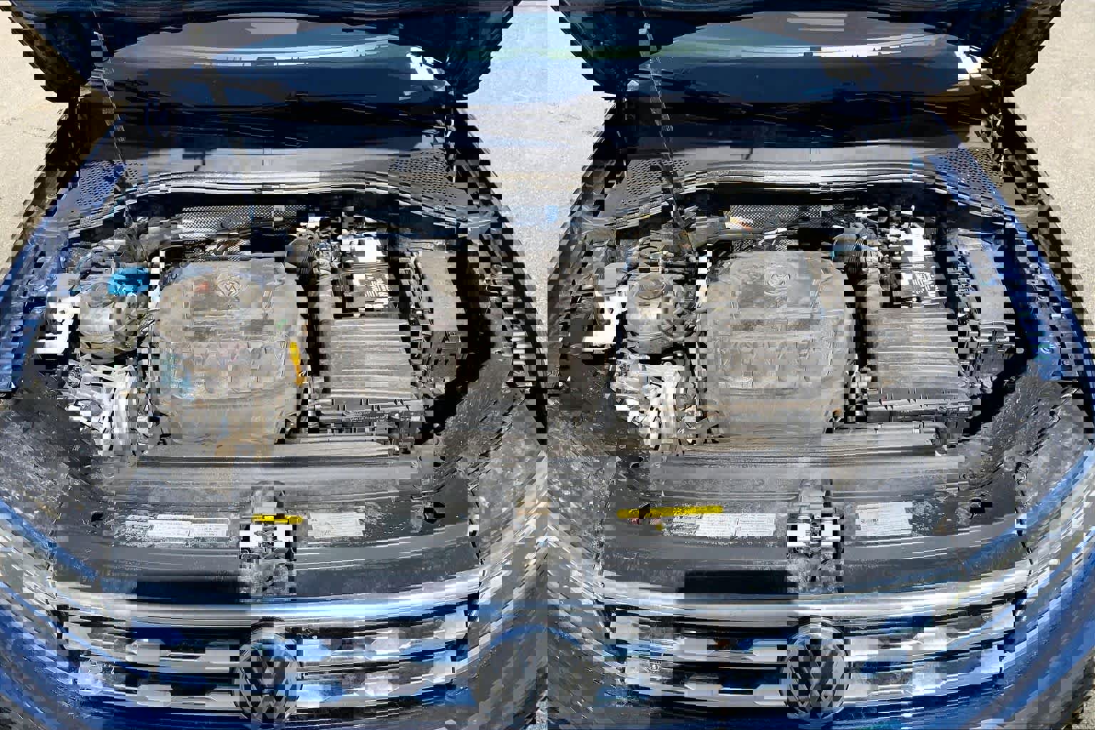 Used 2020 Volkswagen Tiguan SEL Premium R-Line w/ 3rd Row Seat Package image 32