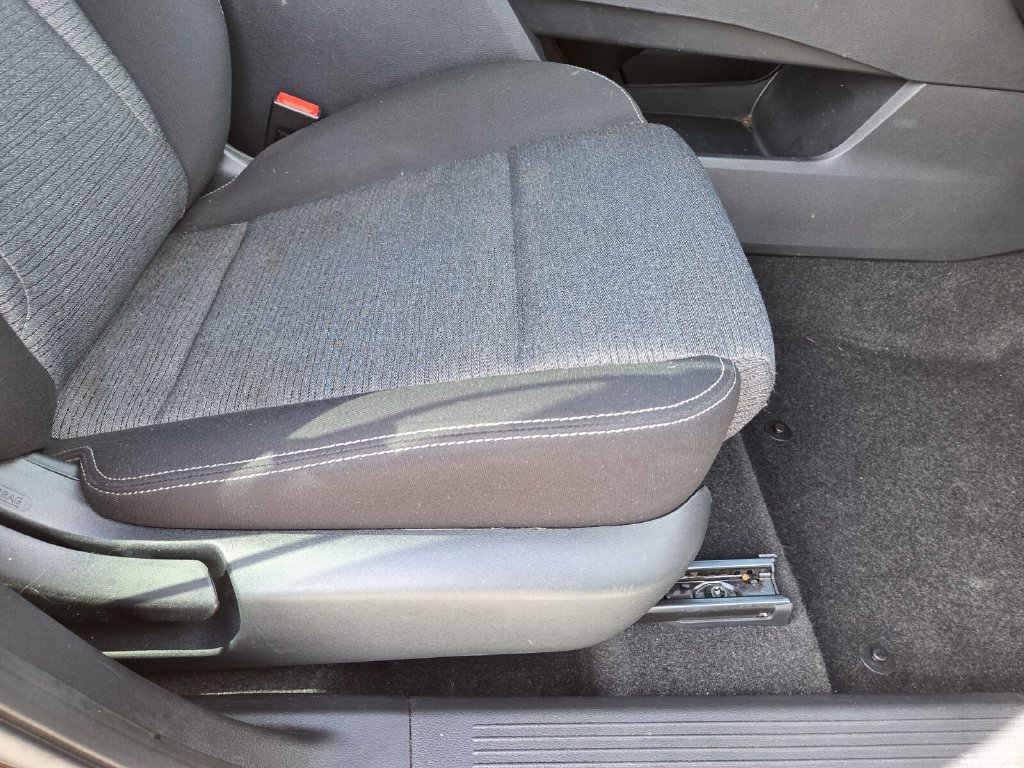 Used 2021 Nissan Rogue S FWD image 14