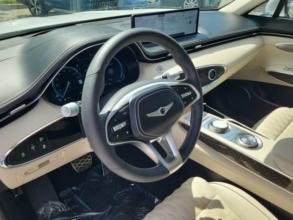 Certified 2024 Genesis GV70 3.5T Sport w/ Sport Prestige Package AWD/4WD image 19