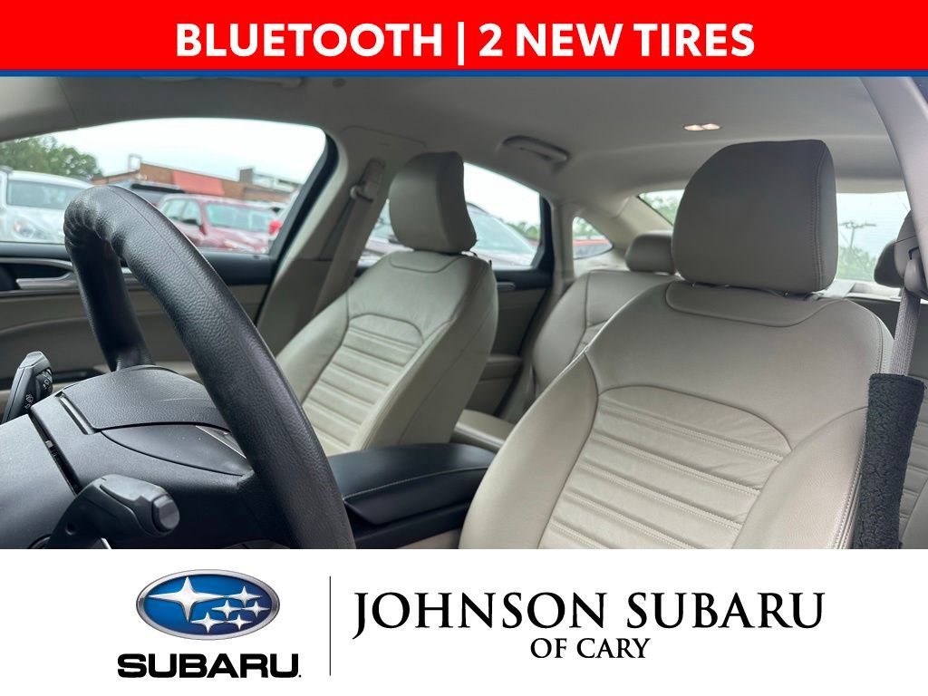 Used 2019 Ford Fusion SE FWD image 4