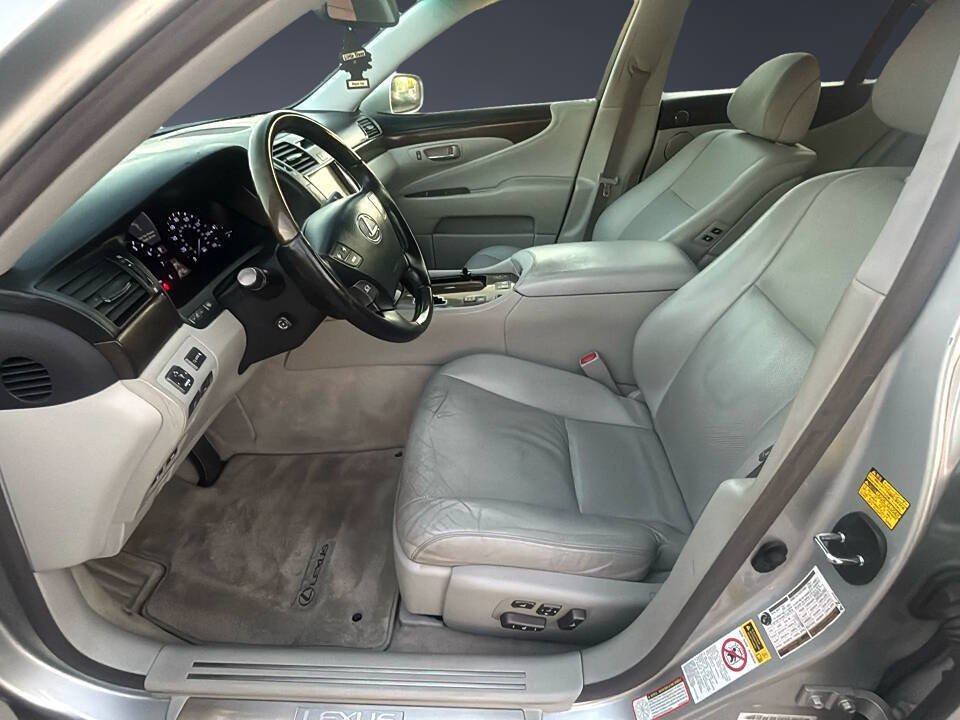 Used 2007 Lexus LS 460 RWD image 8
