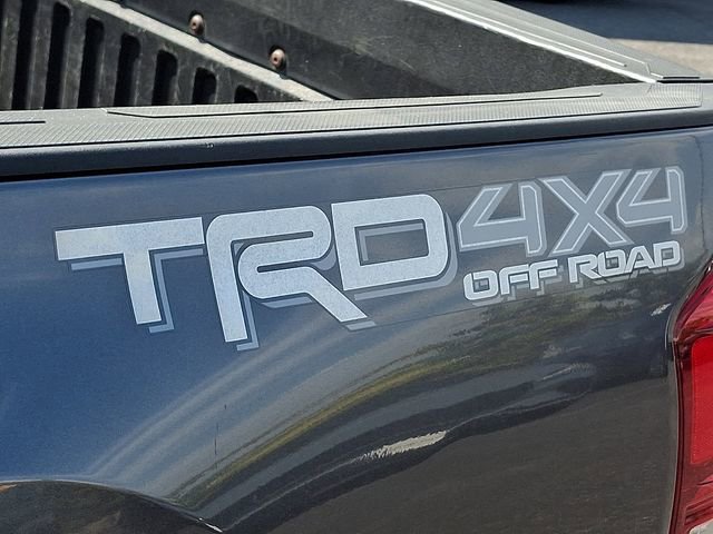 Used 2016 Toyota Tacoma TRD Off-Road w/ Towing Package AWD/4WD image 32