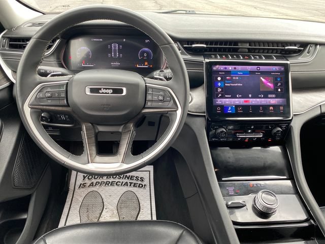 Used 2023 Jeep Grand Cherokee Limited AWD/4WD image 7