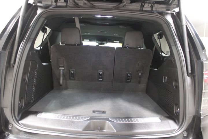 Certified 2025 Chevrolet Suburban Z71 image 13