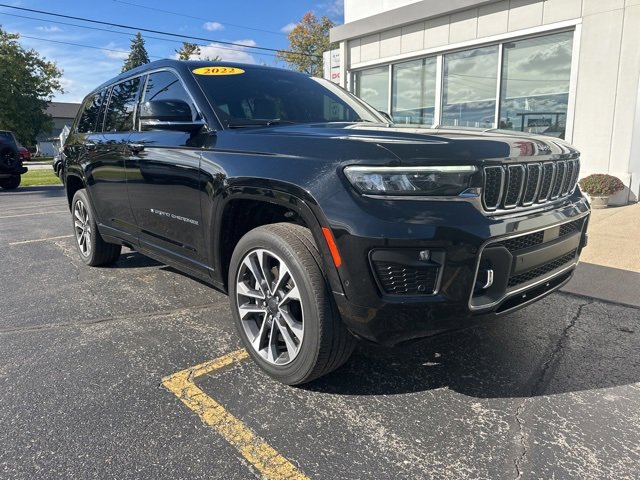 Used 2022 Jeep Grand Cherokee L Overland w/ Luxury Tech Group IV image 4