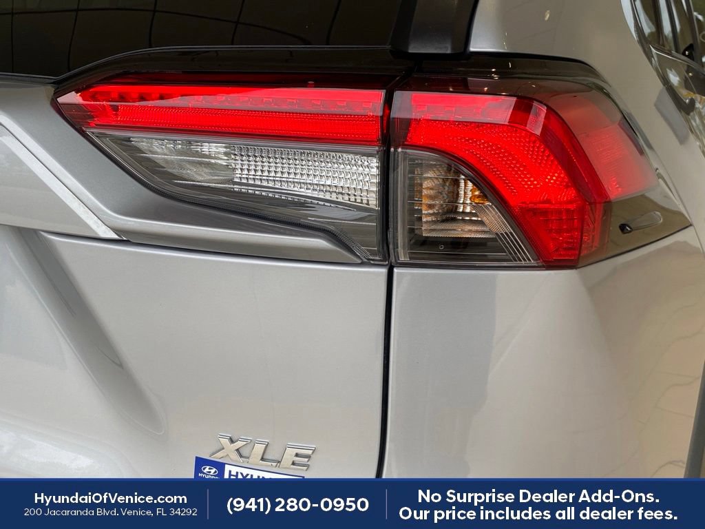Used 2021 Toyota RAV4 XLE Premium FWD image 14