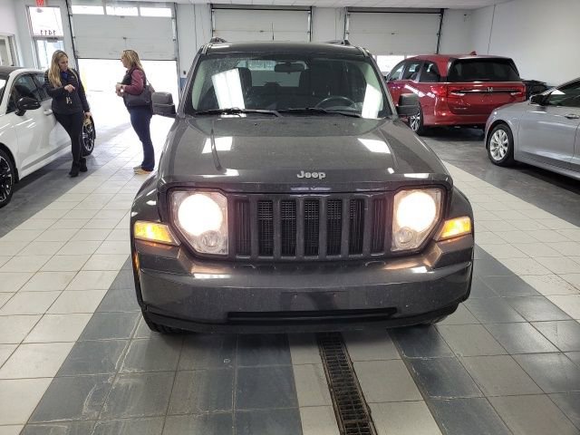 Used 2011 Jeep Liberty Sport w/ Popular Equipment Group image 2