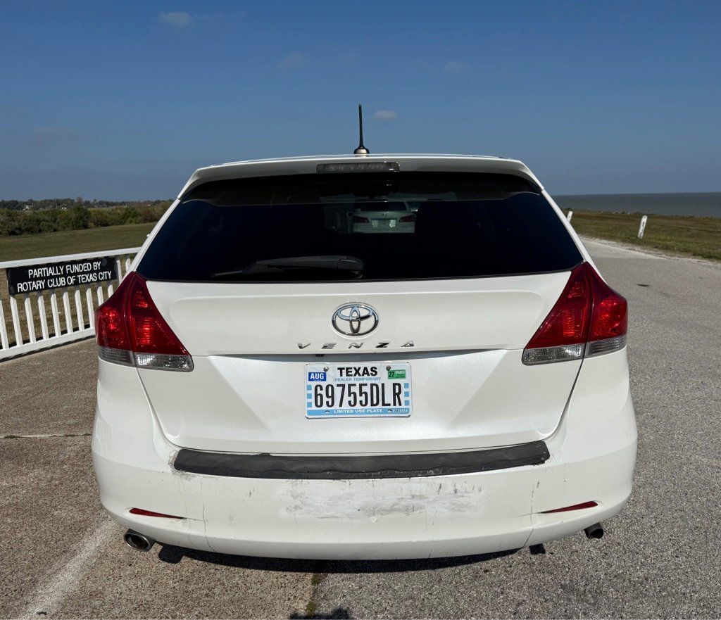 Used 2010 Toyota Venza w/ Premium Pkg #2 image 5