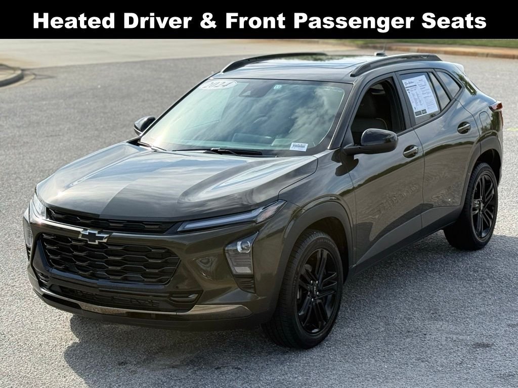 Used 2024 Chevrolet Trax ACTIV w/ Sunroof Package FWD image 8