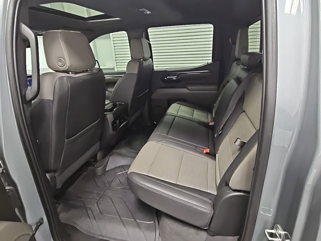 Used 2024 Chevrolet Silverado 1500 ZR2 image 34