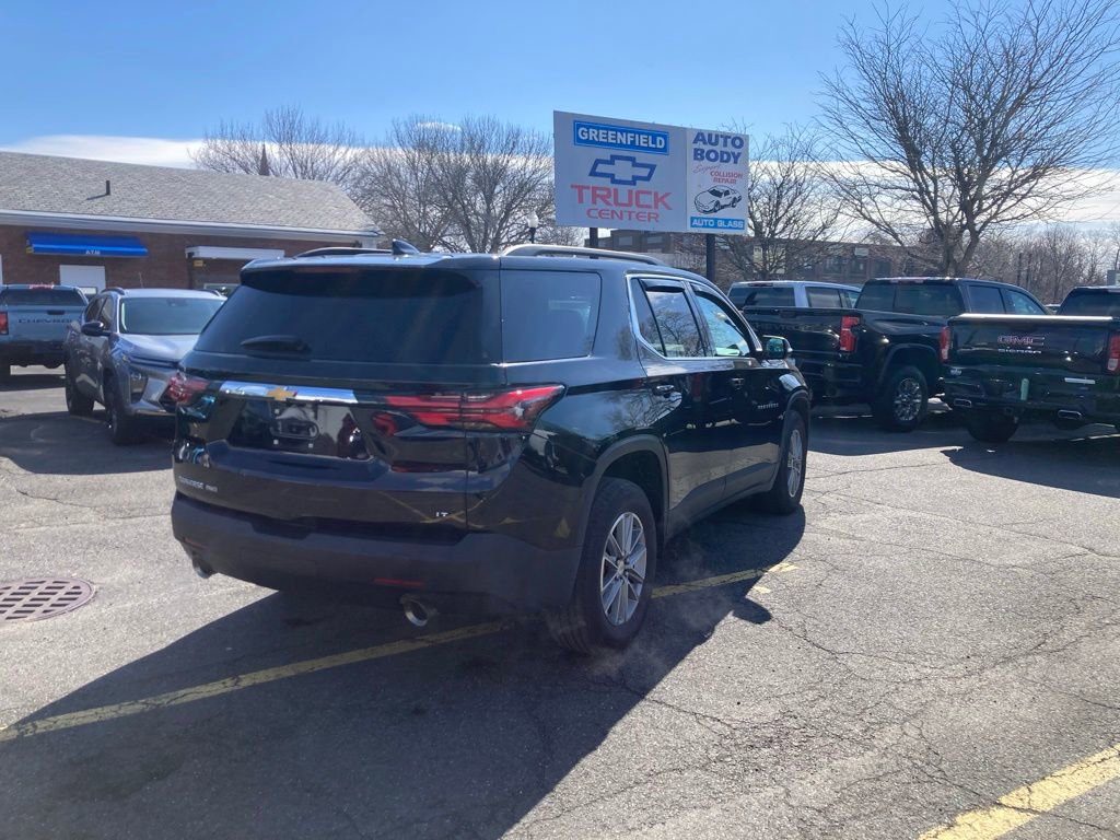 Used 2023 Chevrolet Traverse LT AWD/4WD image 7