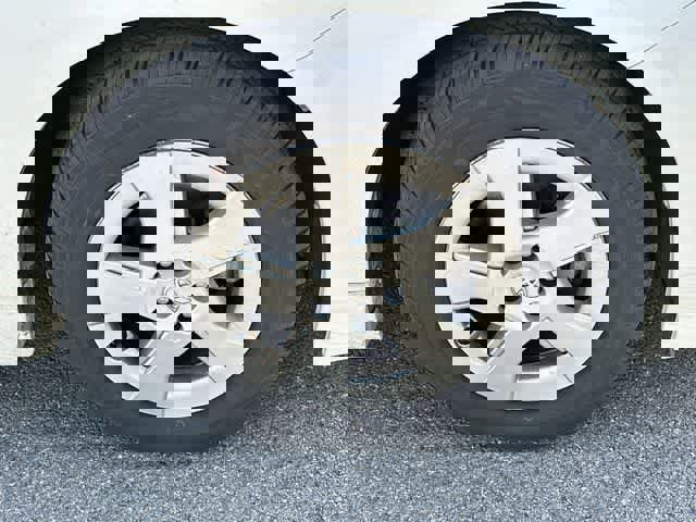 Used 2011 Toyota Prius Four w/ Solar Roof Pkg image 19