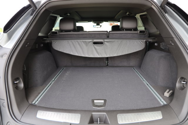 New 2025 Cadillac XT5 Premium Luxury w/ Technology Package FWD image 11