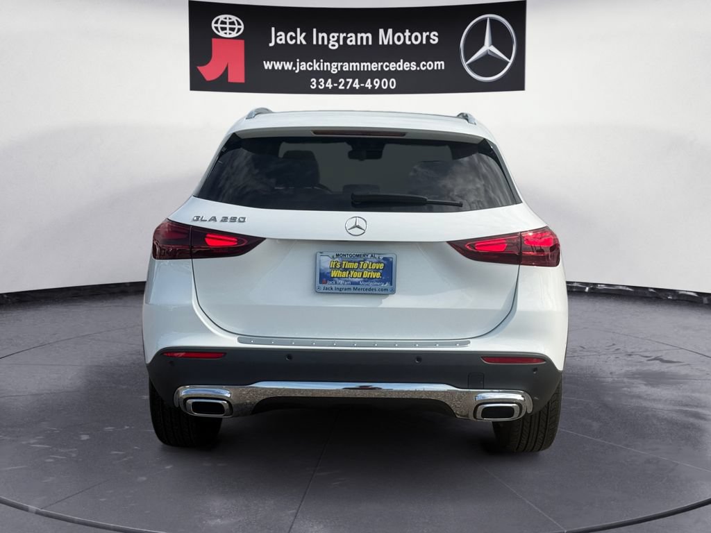 Certified 2025 Mercedes-Benz GLA 250 image 4