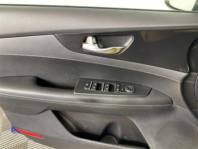 Used 2021 Kia Forte GT-Line image 22