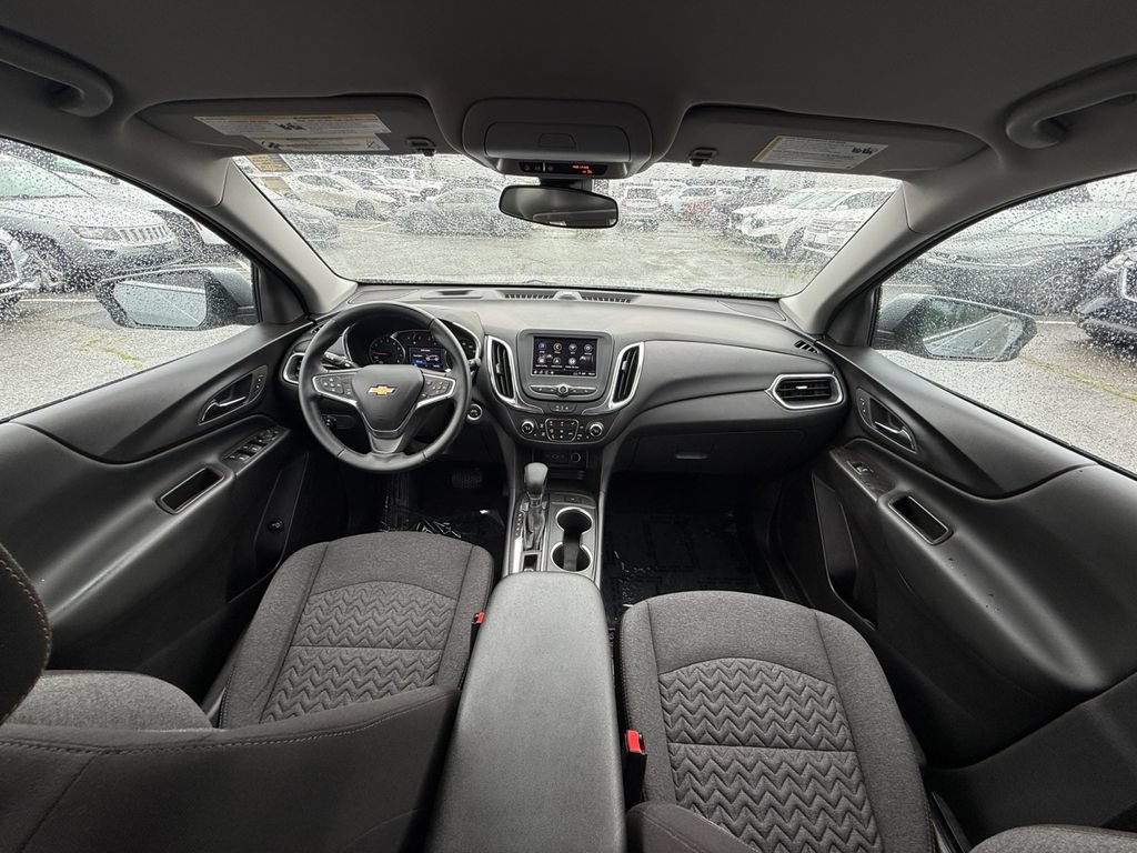 Used 2024 Chevrolet Equinox LT FWD image 20