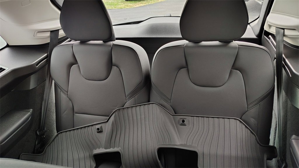New 2026 Volvo XC90 B6 Plus w/ Protection Package image 35