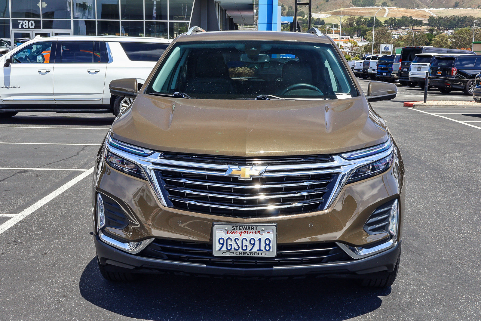 Used 2023 Chevrolet Equinox Premier AWD/4WD image 17