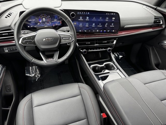 Used 2025 Chevrolet Traverse Z71 w/ Driver Confidence Package image 9